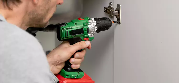 Commercial Door Hinge Repair Vancouver