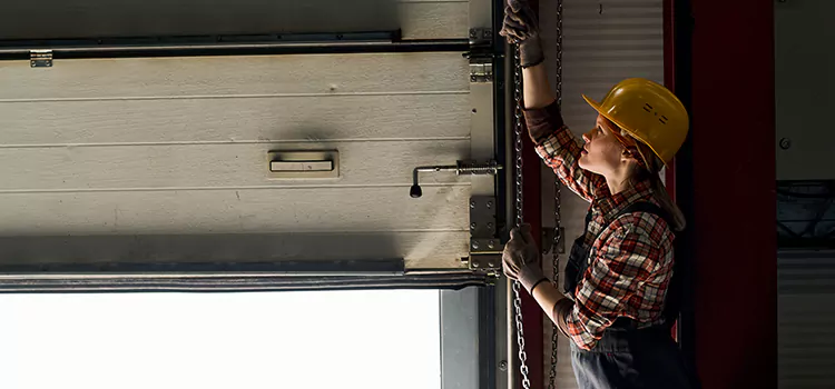 Addressing Common Garage Door Stoppage Issues in Vancouver, WA